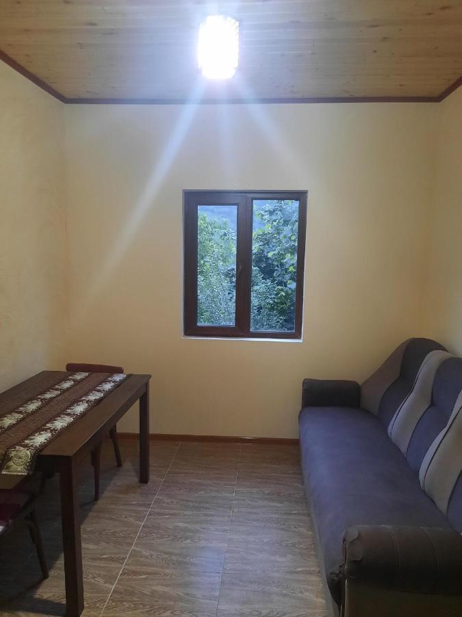 Family Hotell Dilijan Eksteriør bilde
