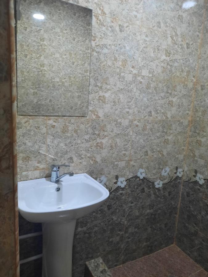 Family Hotell Dilijan Eksteriør bilde