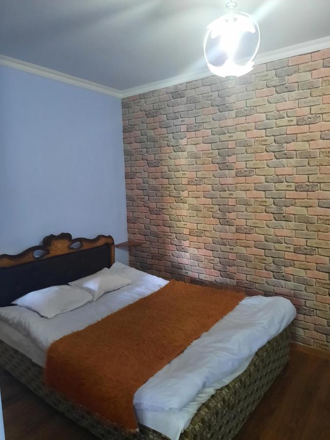Family Hotell Dilijan Eksteriør bilde
