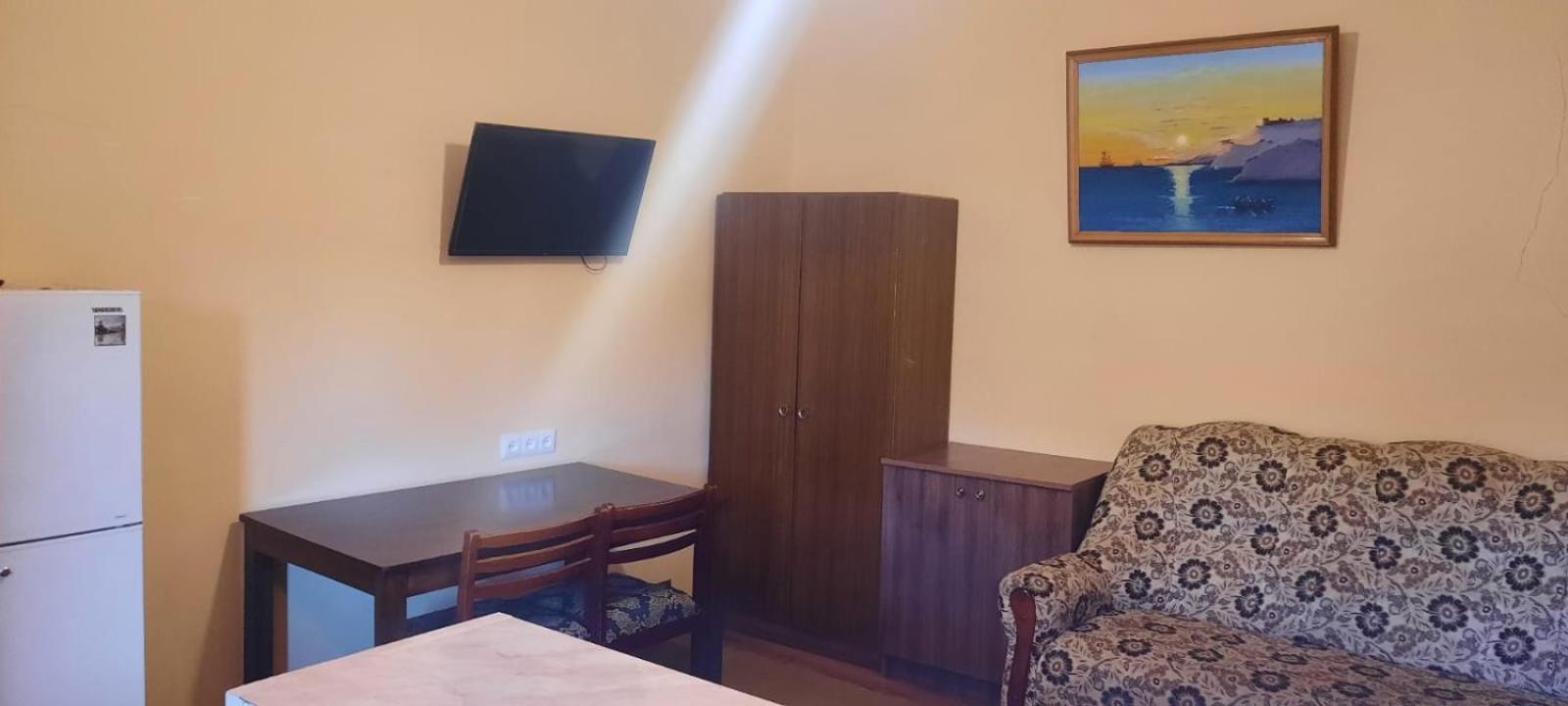 Family Hotell Dilijan Eksteriør bilde