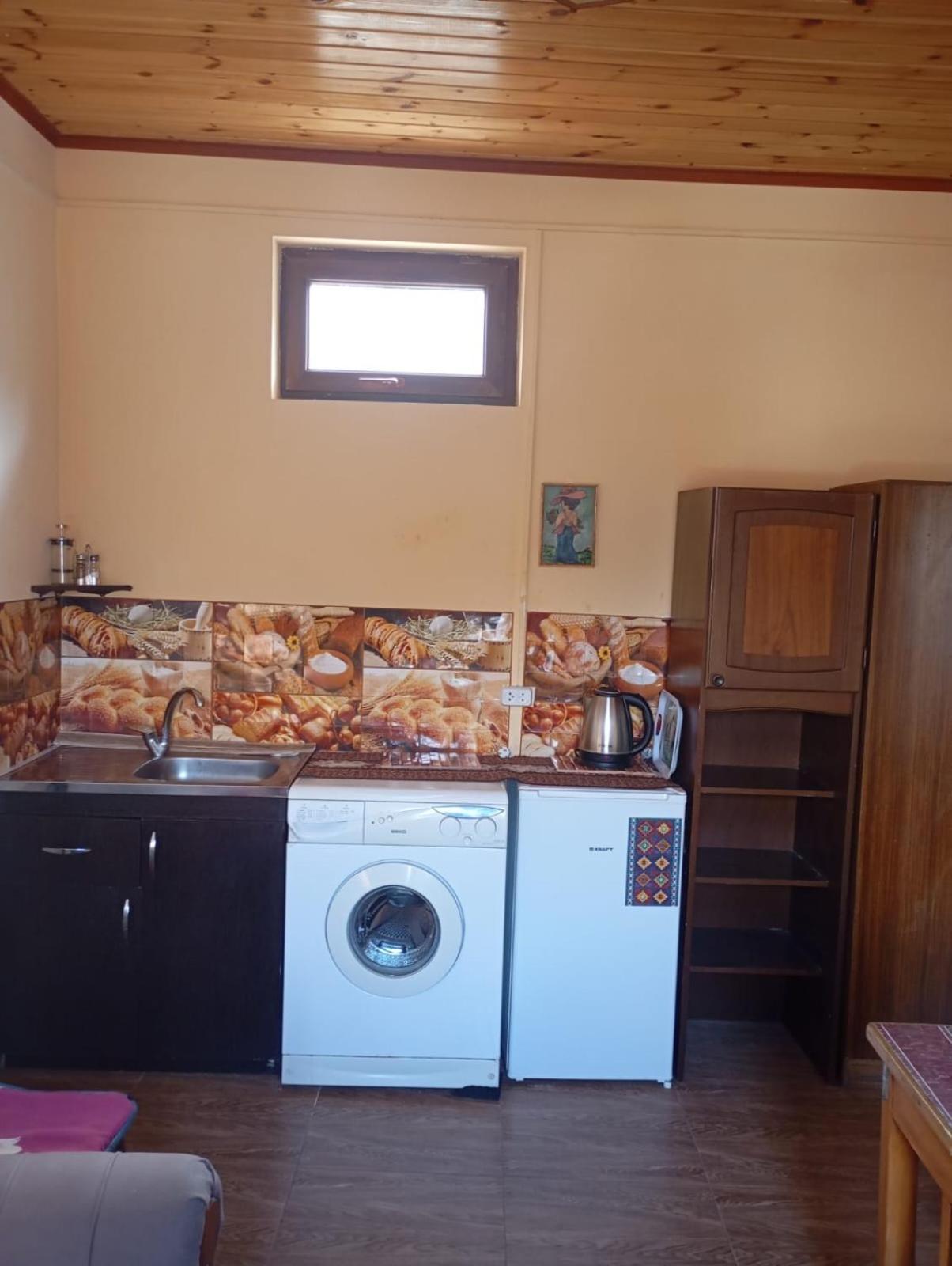Family Hotell Dilijan Eksteriør bilde